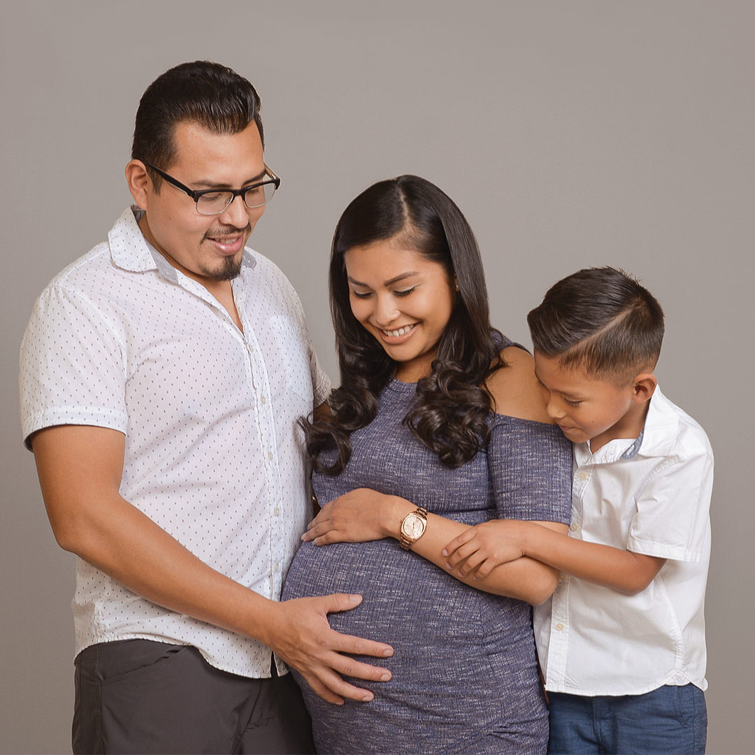 Schedule your maternity photo session today!