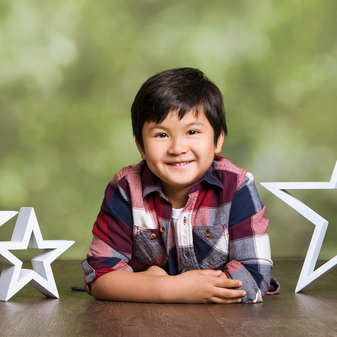 Schedule your Red, White & You session today!