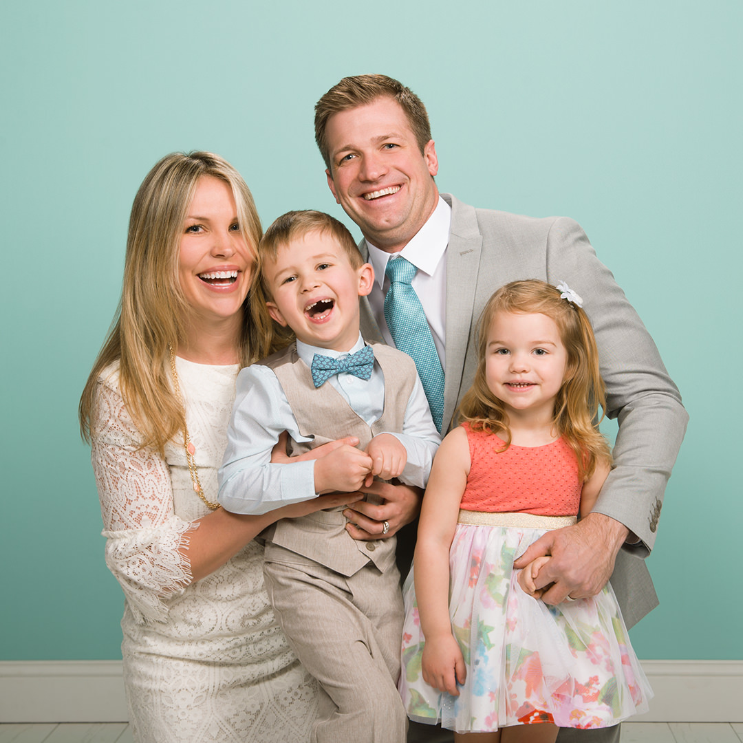 Schedule your Easter session today!