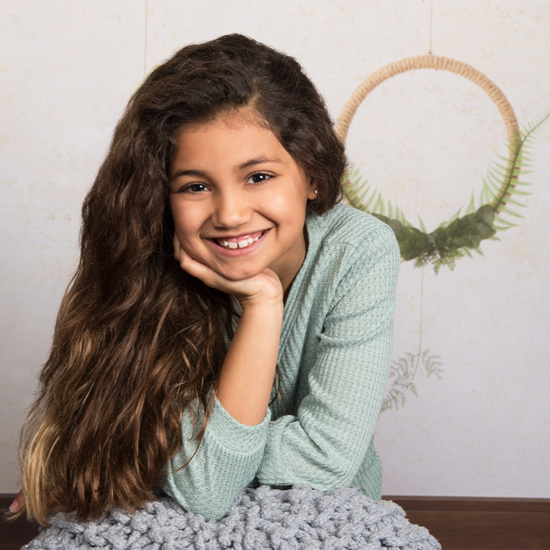 Schedule your Naturally Cute session today!